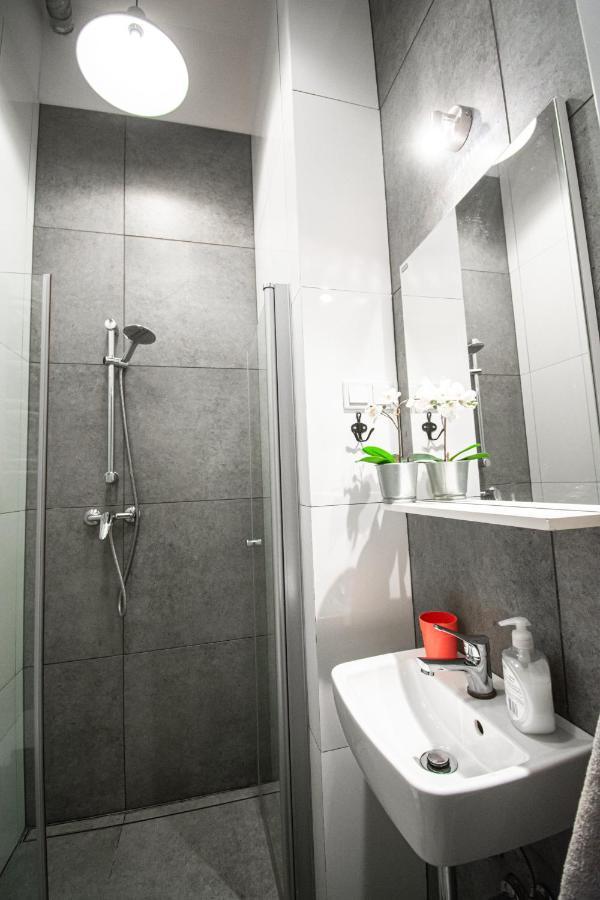 Lion Apartments Cracovia Exterior foto